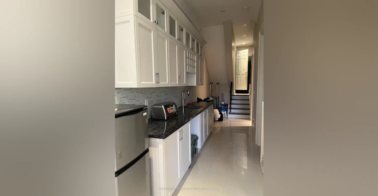 Lower-102 Wanless Avenue, Toronto, ON, M4N 1V9 - 9