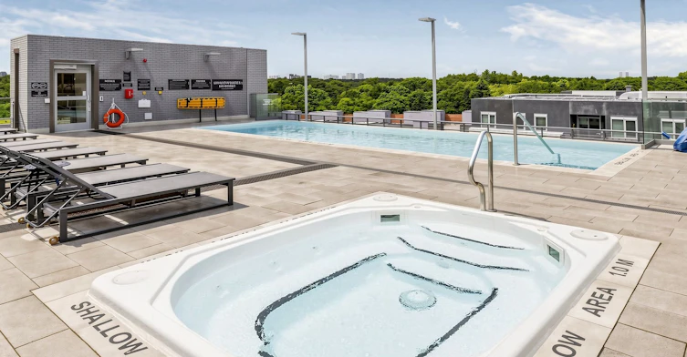 19-25 Adra Grado Way, Toronto, ON, M2J 0H6 - 28