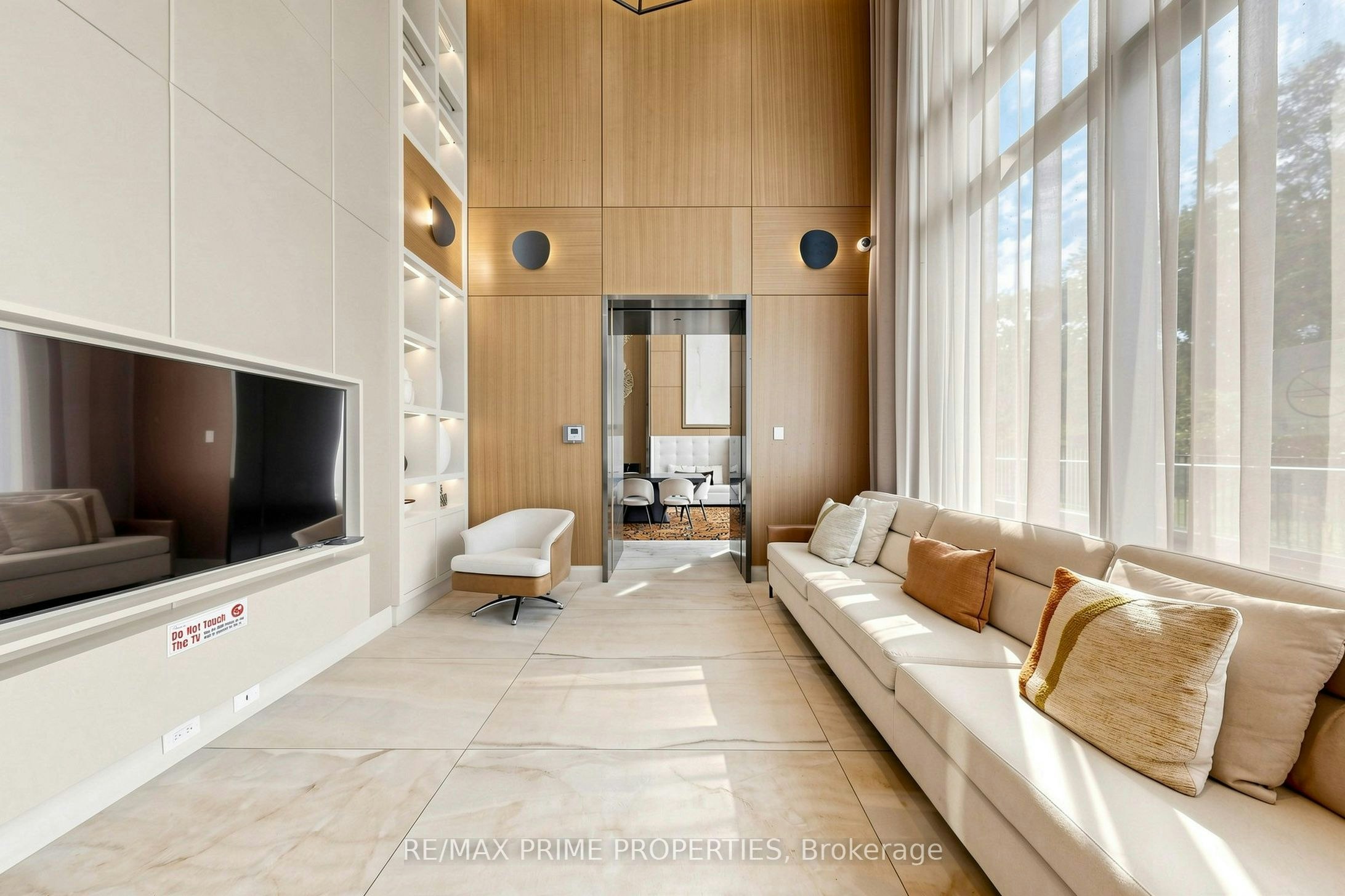 19-25 Adra Grado Way, Toronto, ON, M2J 0H6 - 10
