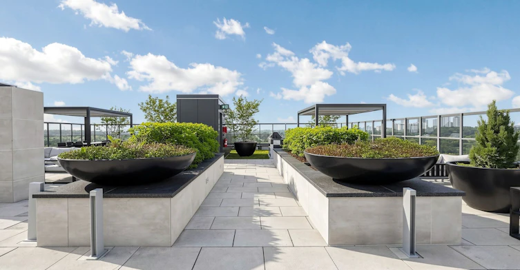 19-25 Adra Grado Way, Toronto, ON, M2J 0H6 - 35