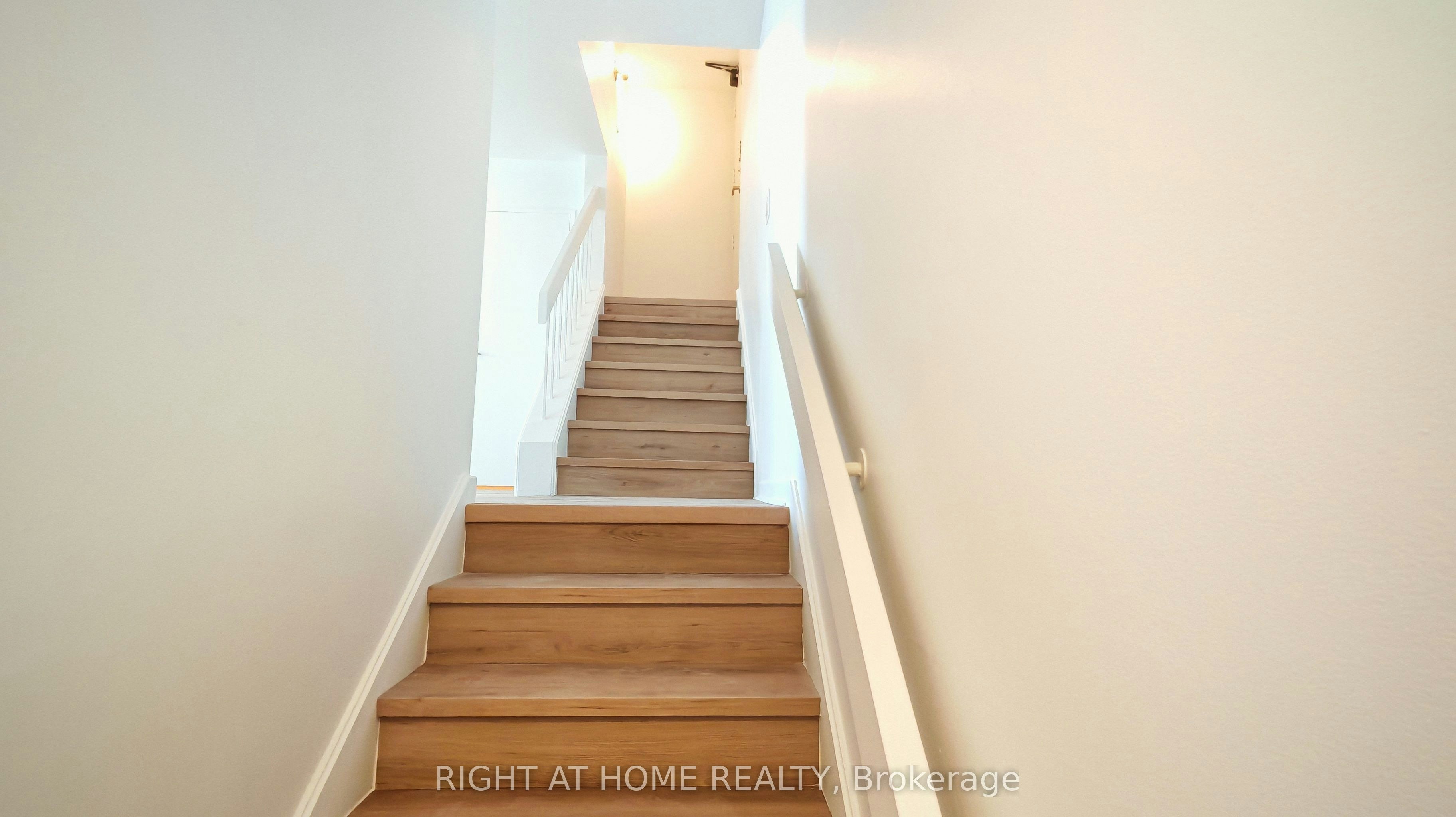 2434-33 Harbour Square, Toronto, ON, M5J 2G2 - 6