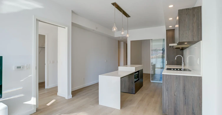 224-12 Bonnycastle Street, Toronto, ON, M5A 0C8 - 9