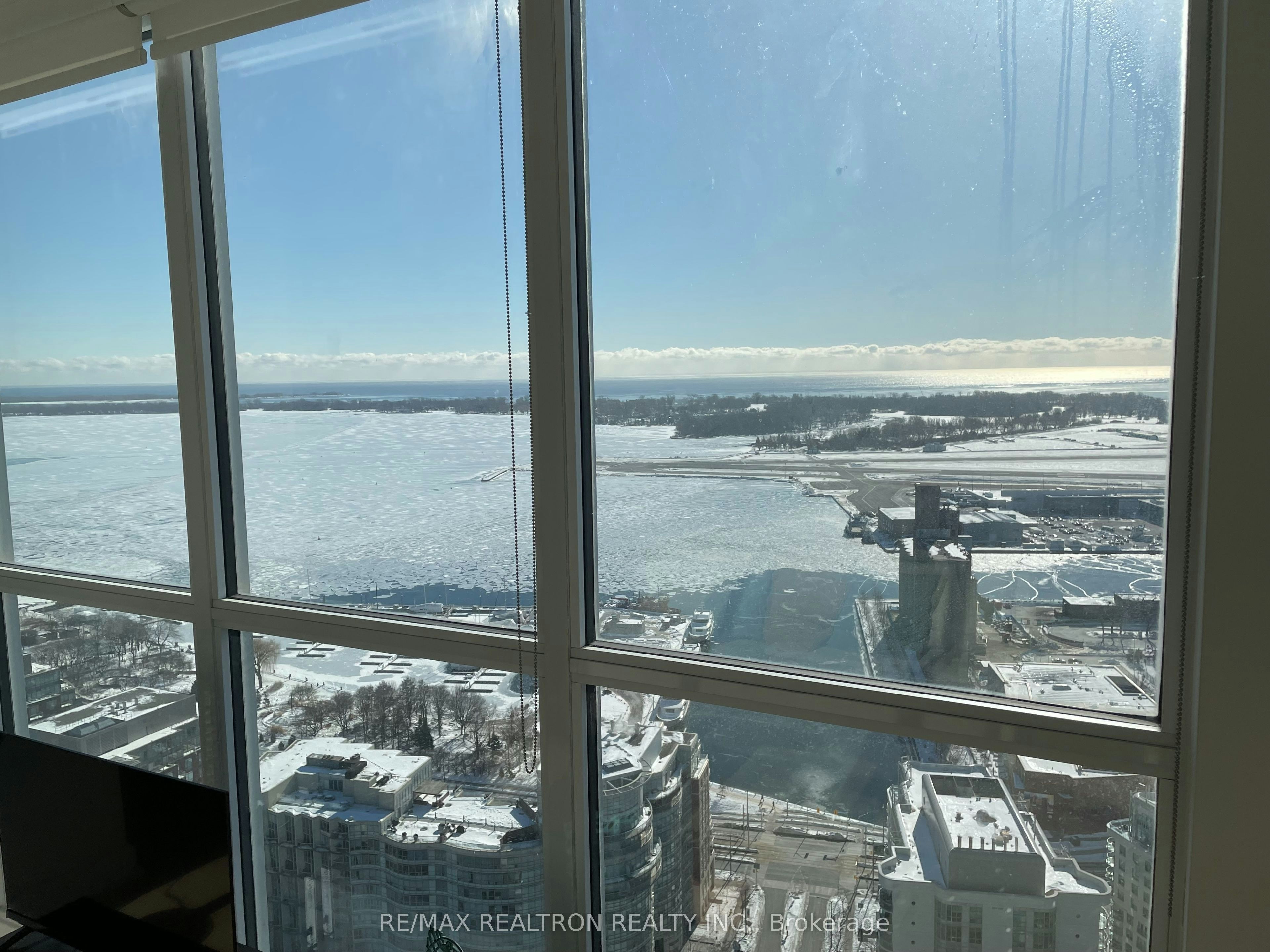 4208-75 Queens Wharf Road, Toronto, ON, M5V 0J8 - 10