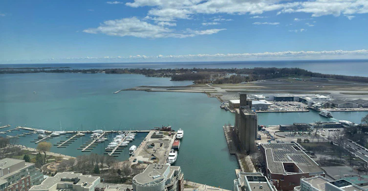 4208-75 Queens Wharf Road, Toronto, ON, M5V 0J8
