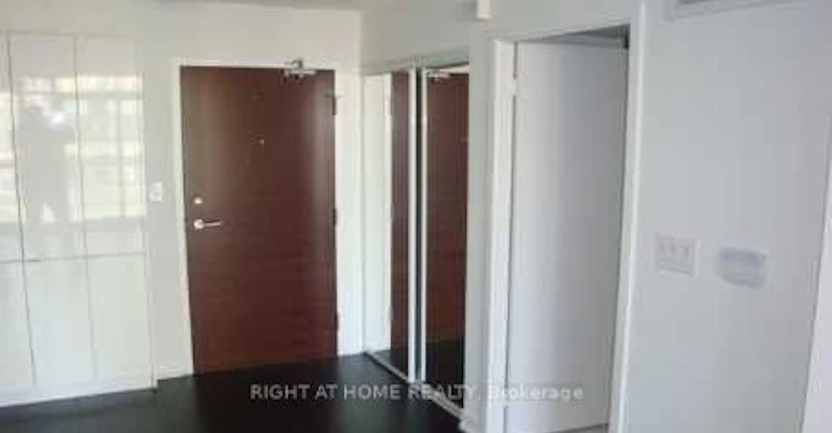 1505-15 Iceboat Terrace, Toronto, ON, M5V 4A5 - 3