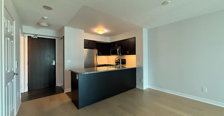 2605-19 Grand Trunk Crescent, Toronto, ON, M5J 3A3 - 9