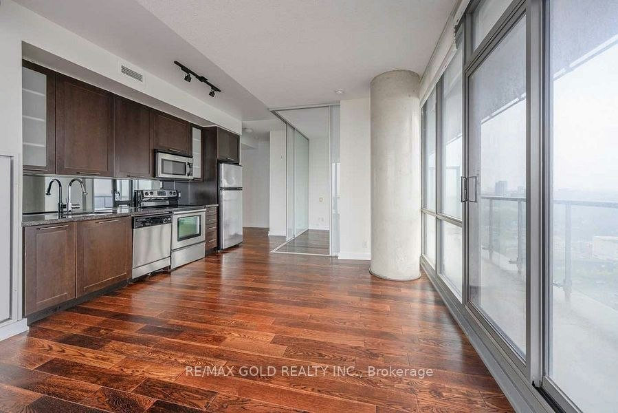 1904-33 Mill Street, Toronto, ON, M5A 3R3 - 7