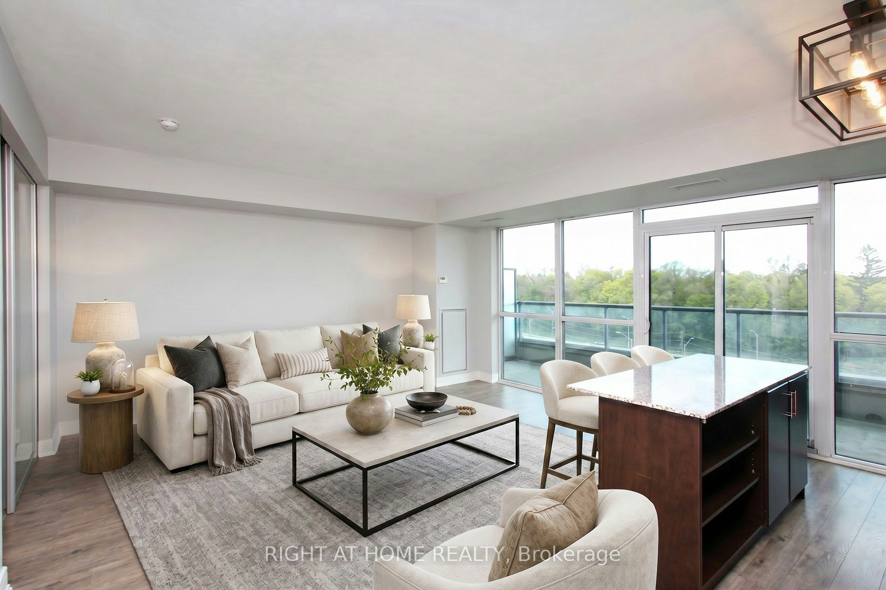 303-35 Brian Peck Crescent, Toronto, ON, M4G 0A5 - 15