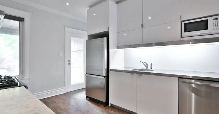 119 Manning Avenue, Toronto, ON, M6J 2K6 - 5