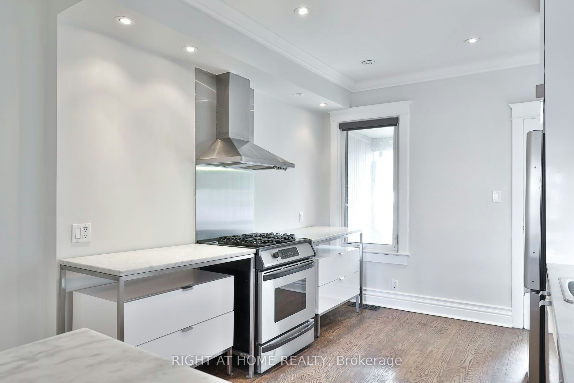 119 Manning Avenue, Toronto, ON, M6J 2K6 - 6