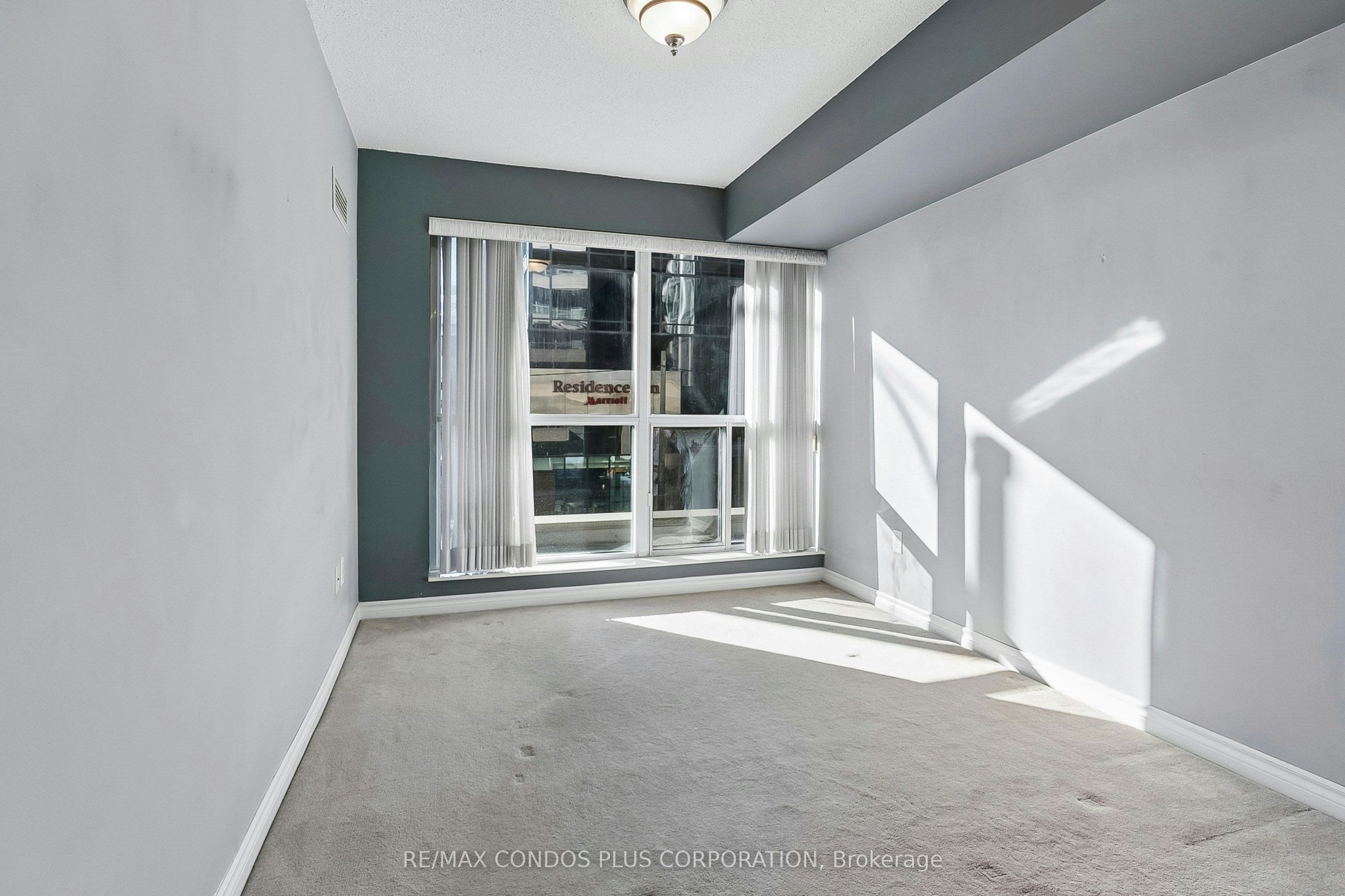 240-250 Wellington Street W, Toronto, ON, M5V 3P6 - 11