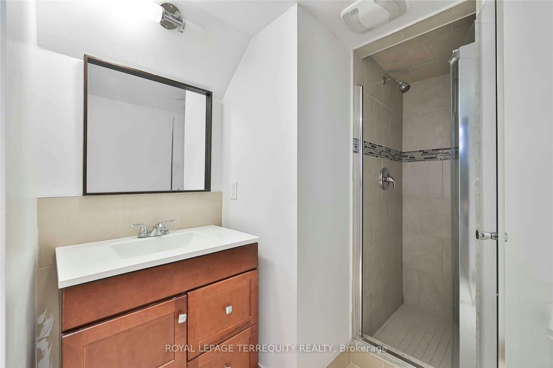 11 Leacroft Crescent, Toronto, ON, M3B 2G5 - 31