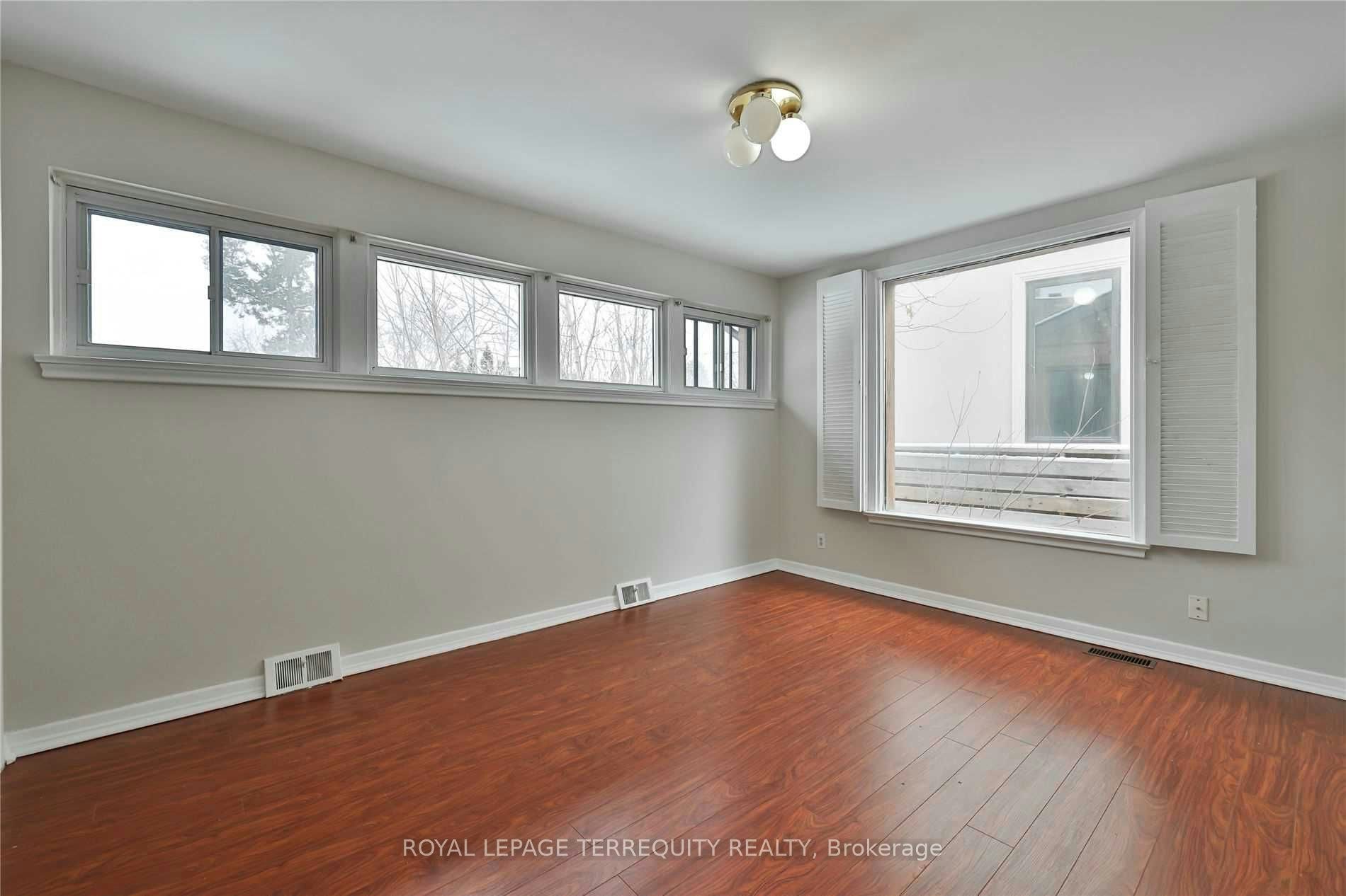 11 Leacroft Crescent, Toronto, ON, M3B 2G5 - 26