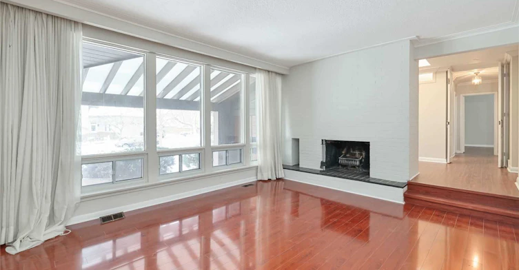 11 Leacroft Crescent, Toronto, ON, M3B 2G5 - 9