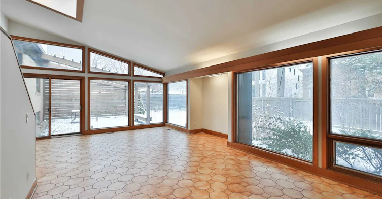11 Leacroft Crescent, Toronto, ON, M3B 2G5 - 7