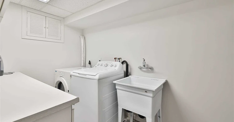 11 Leacroft Crescent, Toronto, ON, M3B 2G5 - 36