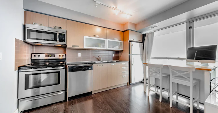1908-100 Western Battery Road, Toronto, ON, M6K 3S2 - 3