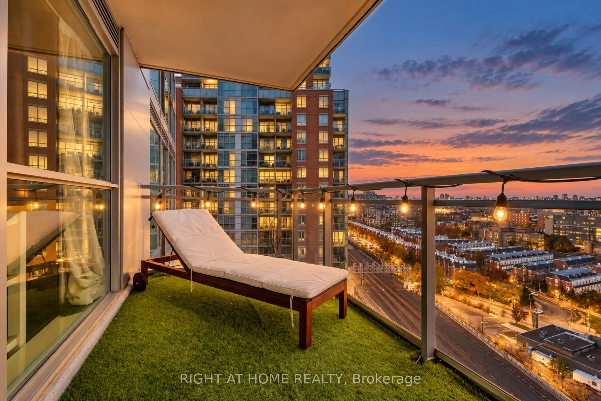 1908-100 Western Battery Road, Toronto, ON, M6K 3S2 - 13
