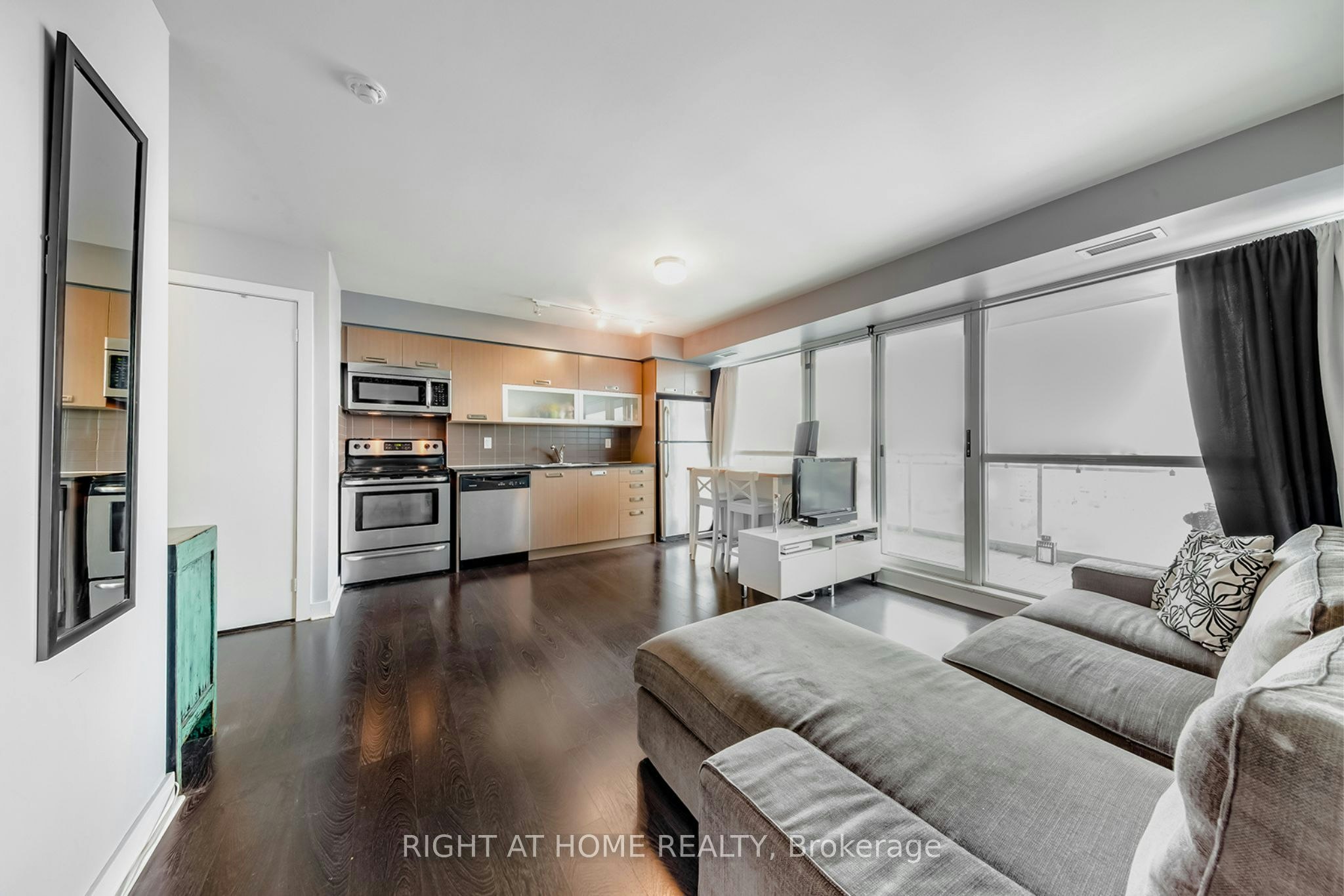 1908-100 Western Battery Road, Toronto, ON, M6K 3S2 - 2
