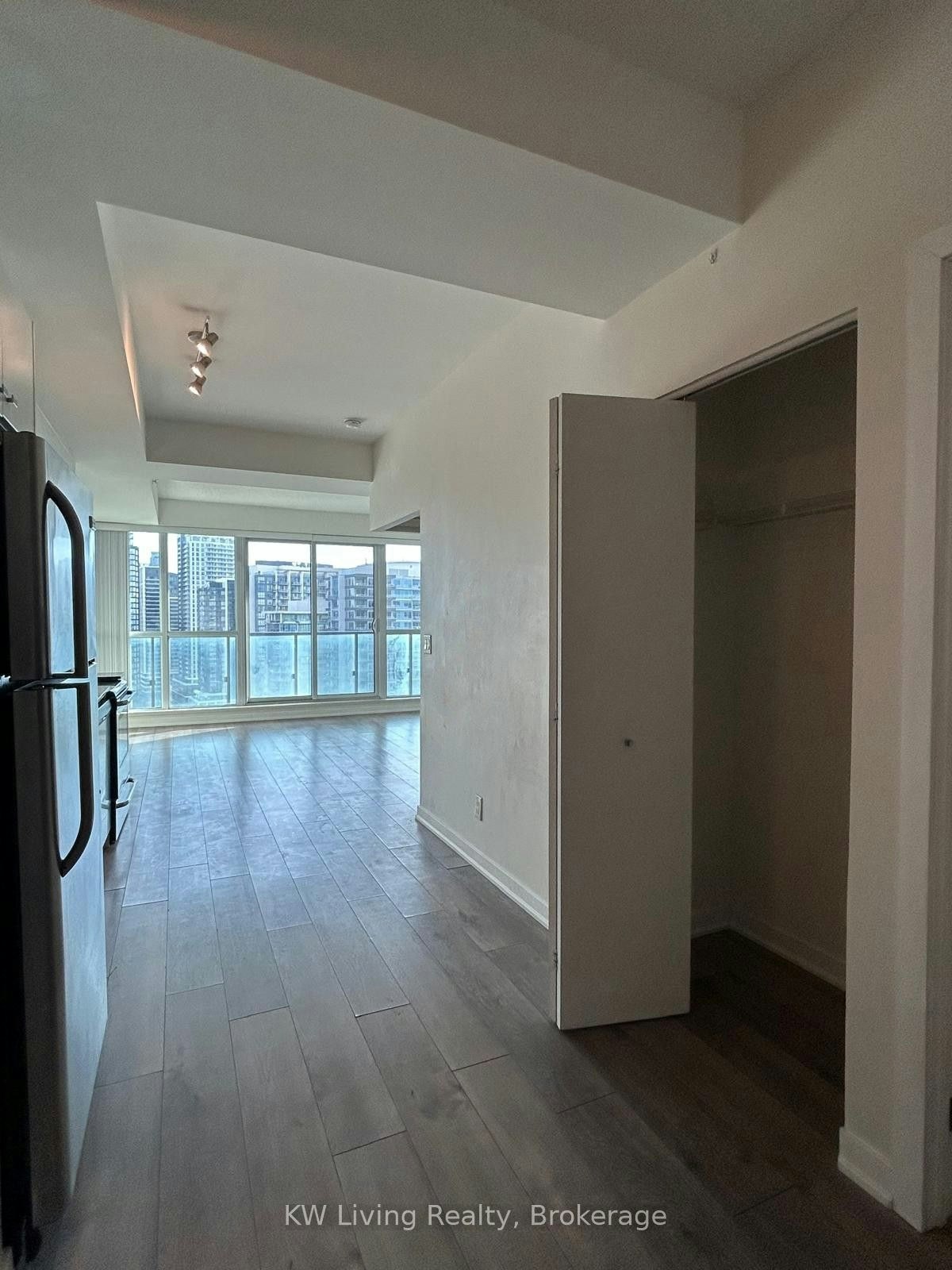 2004-150 East Liberty Street, Toronto, ON, M6K 3R5 - 2