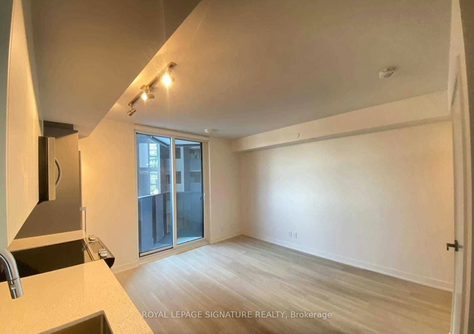 204-30 Tretti Way, Toronto, ON, M3H 0E3 - 5