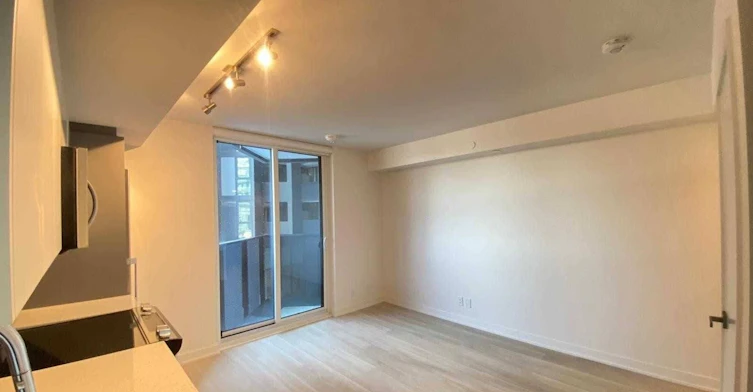 204-30 Tretti Way, Toronto, ON, M3H 0E3 - 5