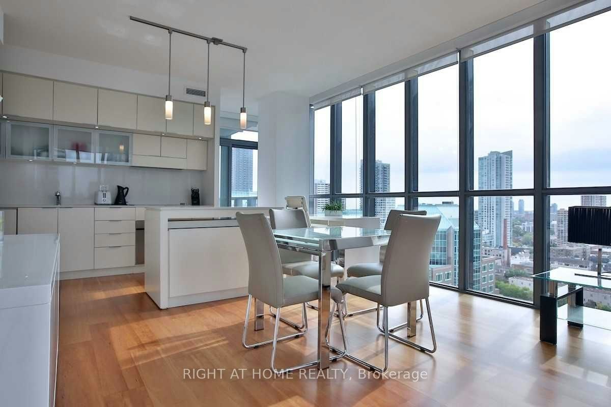 1903-110 Charles Street E, Toronto, ON, M4Y 1T5 - 10