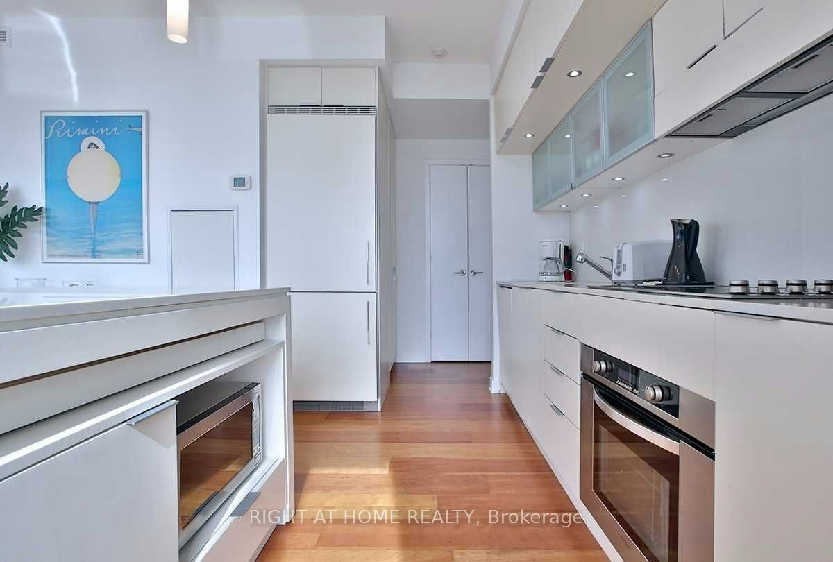 1903-110 Charles Street E, Toronto, ON, M4Y 1T5 - 5