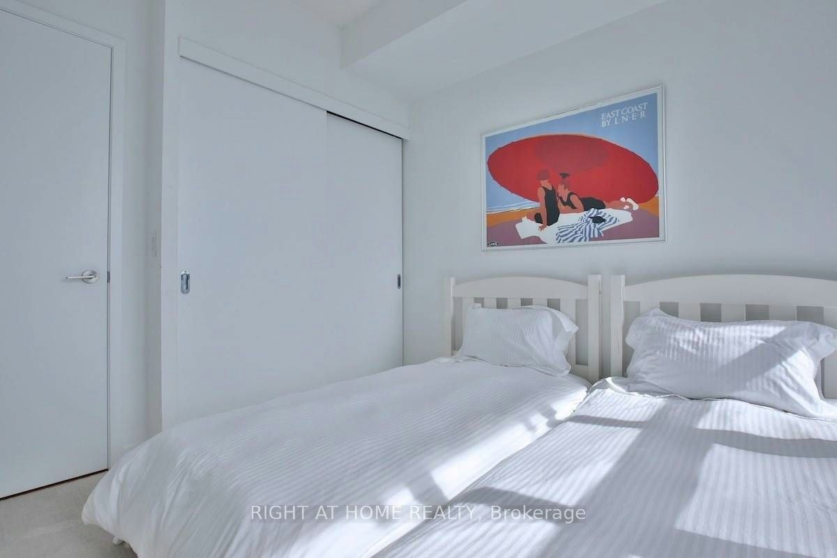1903-110 Charles Street E, Toronto, ON, M4Y 1T5 - 21
