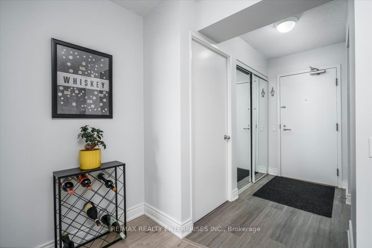506-21 Overlea Boulevard NE, Toronto, ON, M4H 1P2 - 3