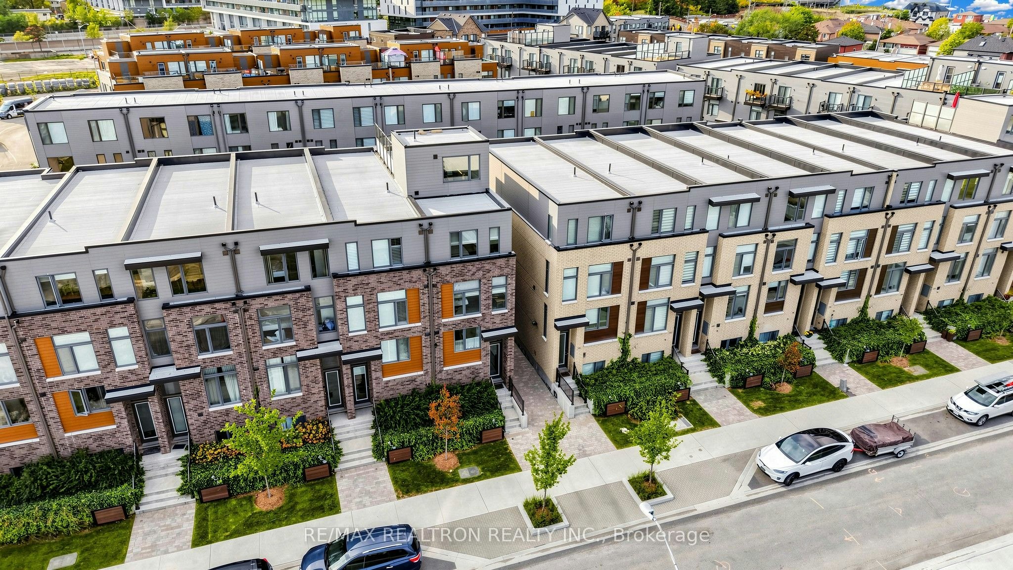 48 Hooyo Terrace, Toronto, ON, M6A 0E2