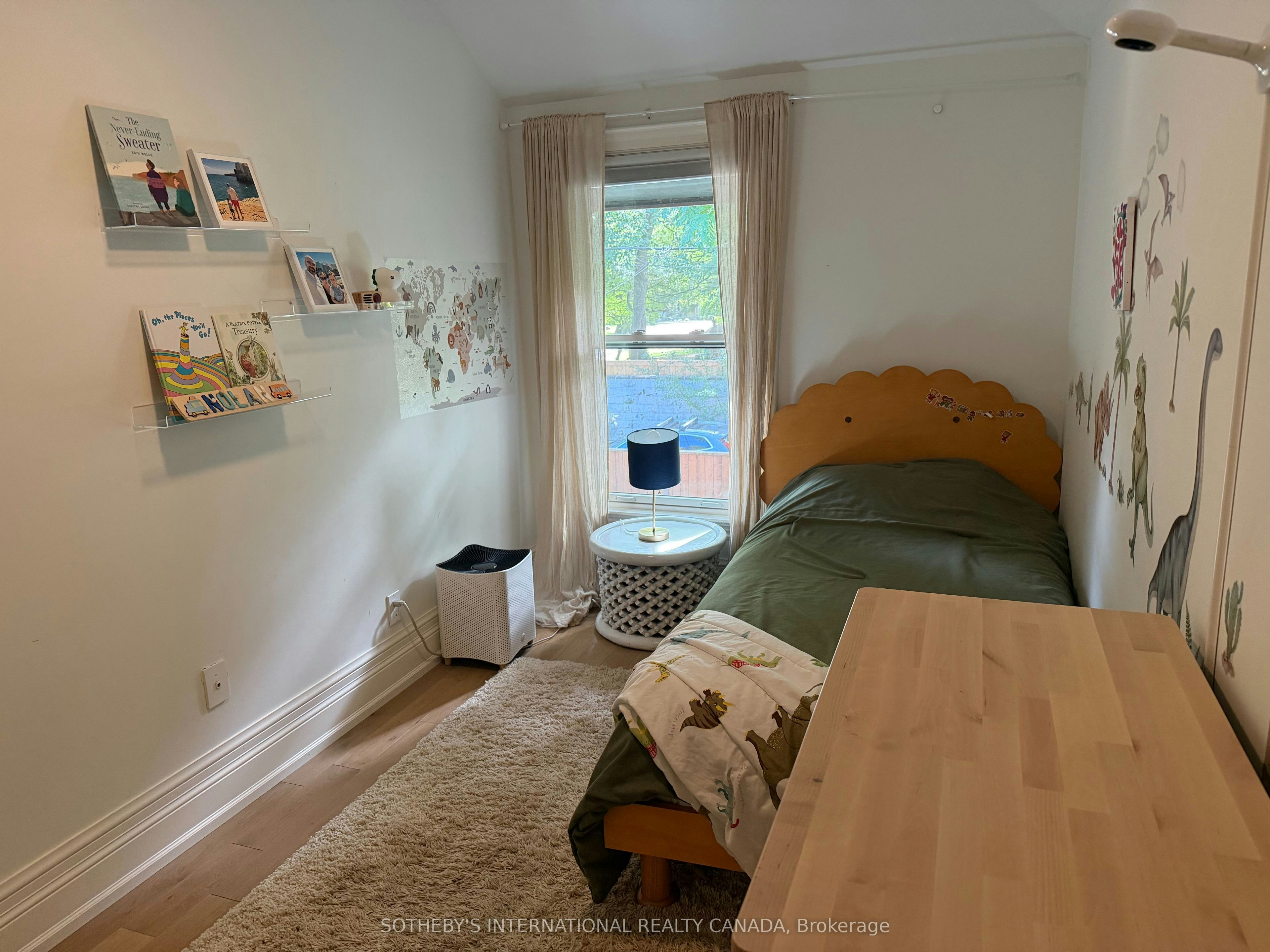 21 Hillcrest Park, Toronto, ON, M4X 1E8 - 12