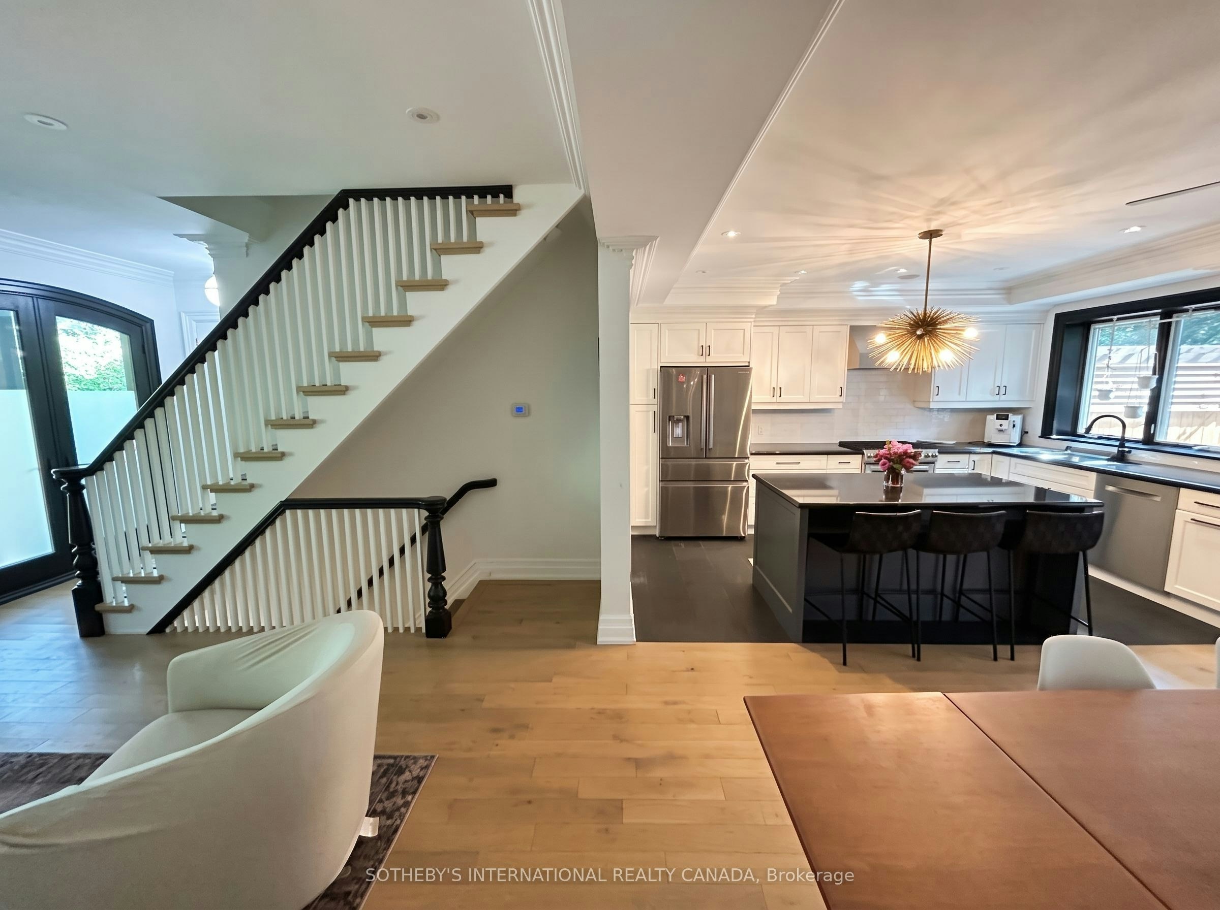 21 Hillcrest Park, Toronto, ON, M4X 1E8 - 5