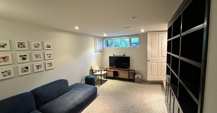 21 Hillcrest Park, Toronto, ON, M4X 1E8 - 14
