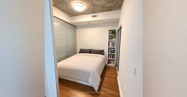 606-15 Beverley Street, Toronto, ON, M5T 1X8 - 5
