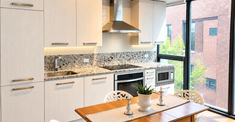 606-15 Beverley Street, Toronto, ON, M5T 1X8 - 14