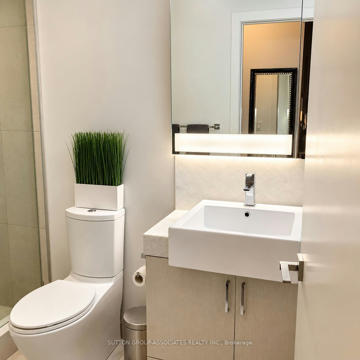 606-15 Beverley Street, Toronto, ON, M5T 1X8 - 13