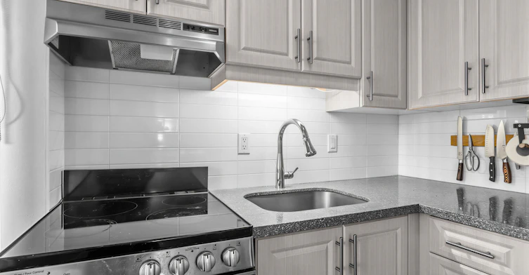 603-720 Spadina Avenue, Toronto, ON, M5S 2T9 - 3