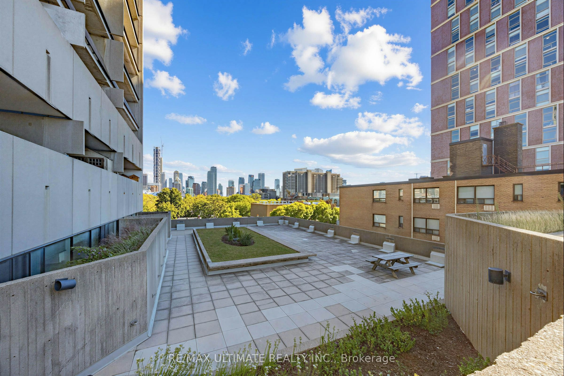 603-720 Spadina Avenue, Toronto, ON, M5S 2T9 - 16