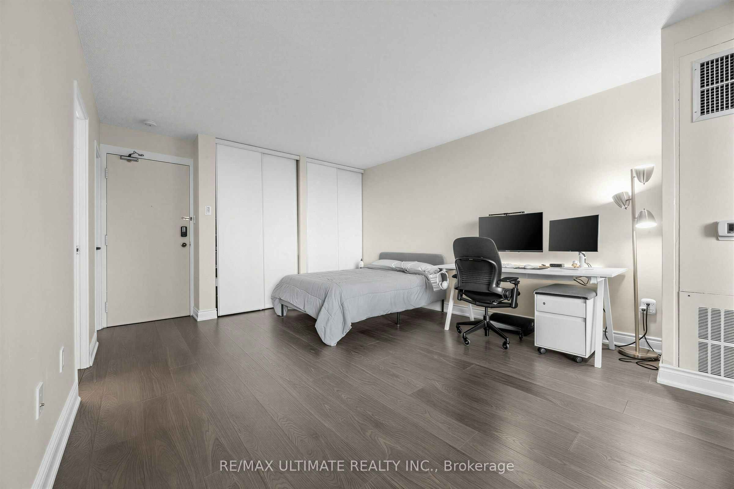 603-720 Spadina Avenue, Toronto, ON, M5S 2T9 - 7