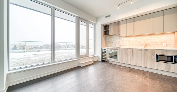 807-2020 Bathurst Street, Toronto, ON, M5P 0A6 - 9