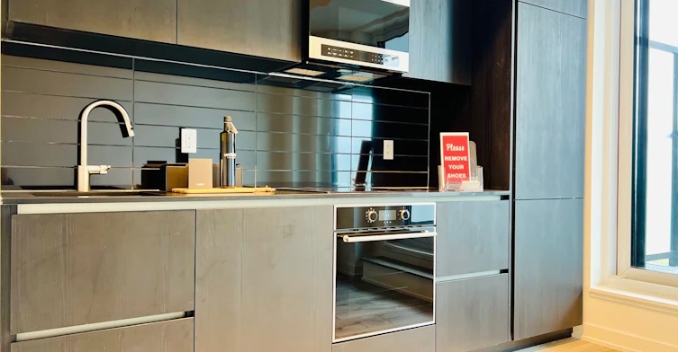 717N-120 Broadway Avenue, Toronto, ON, M4P 0E9 - 6