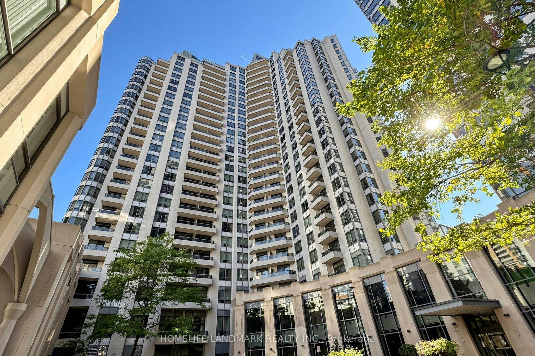 220-15 Northtown Way, Toronto, ON, M2N 7A2