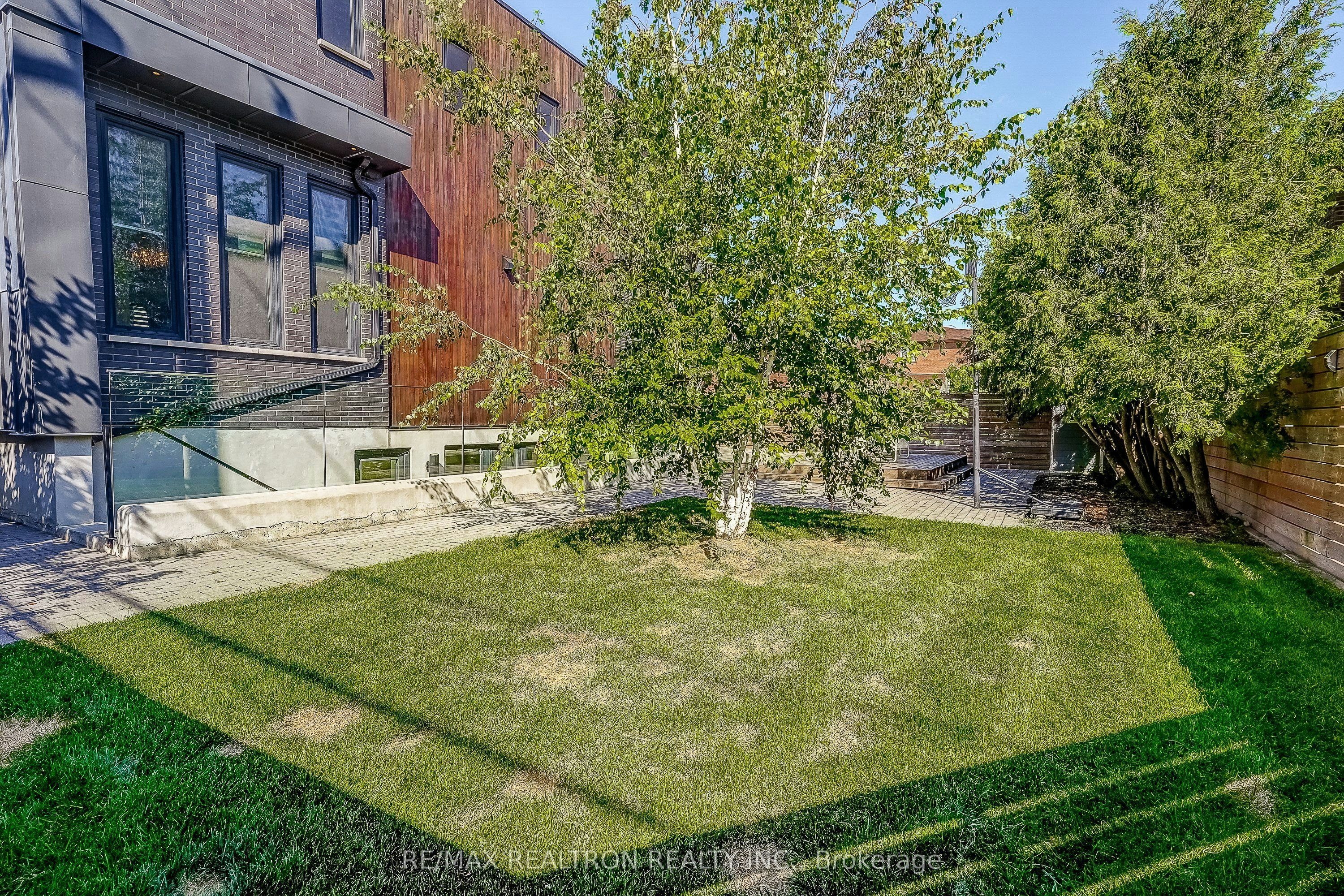 87 Otonabee Avenue, Toronto, ON, M2M 2S7 - 45