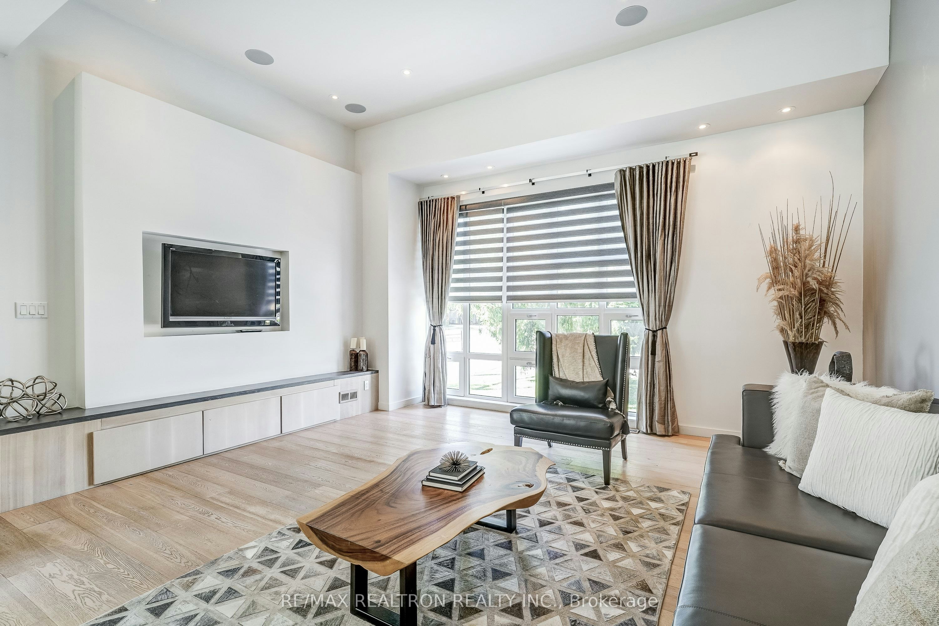 87 Otonabee Avenue, Toronto, ON, M2M 2S7 - 8