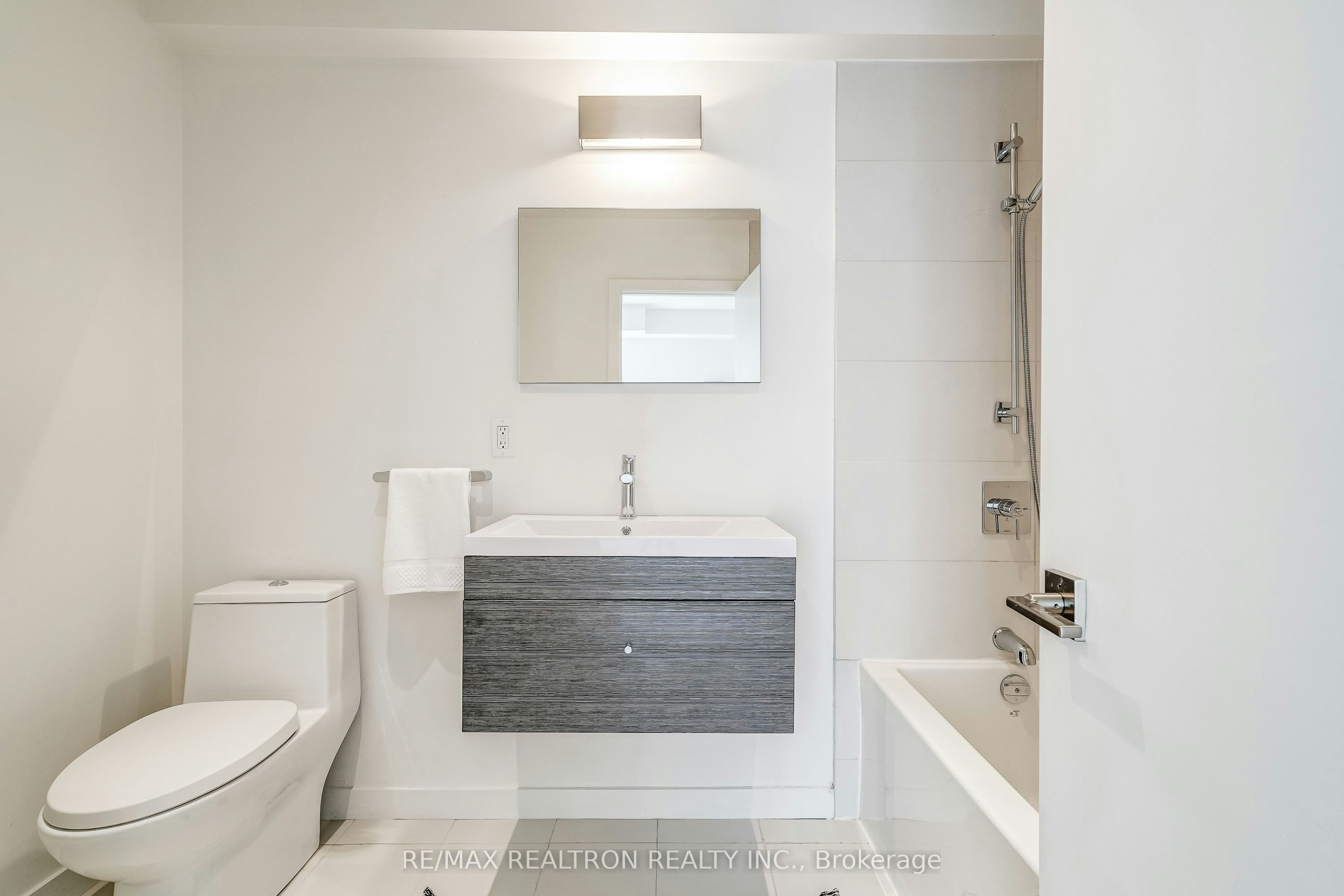 87 Otonabee Avenue, Toronto, ON, M2M 2S7 - 42