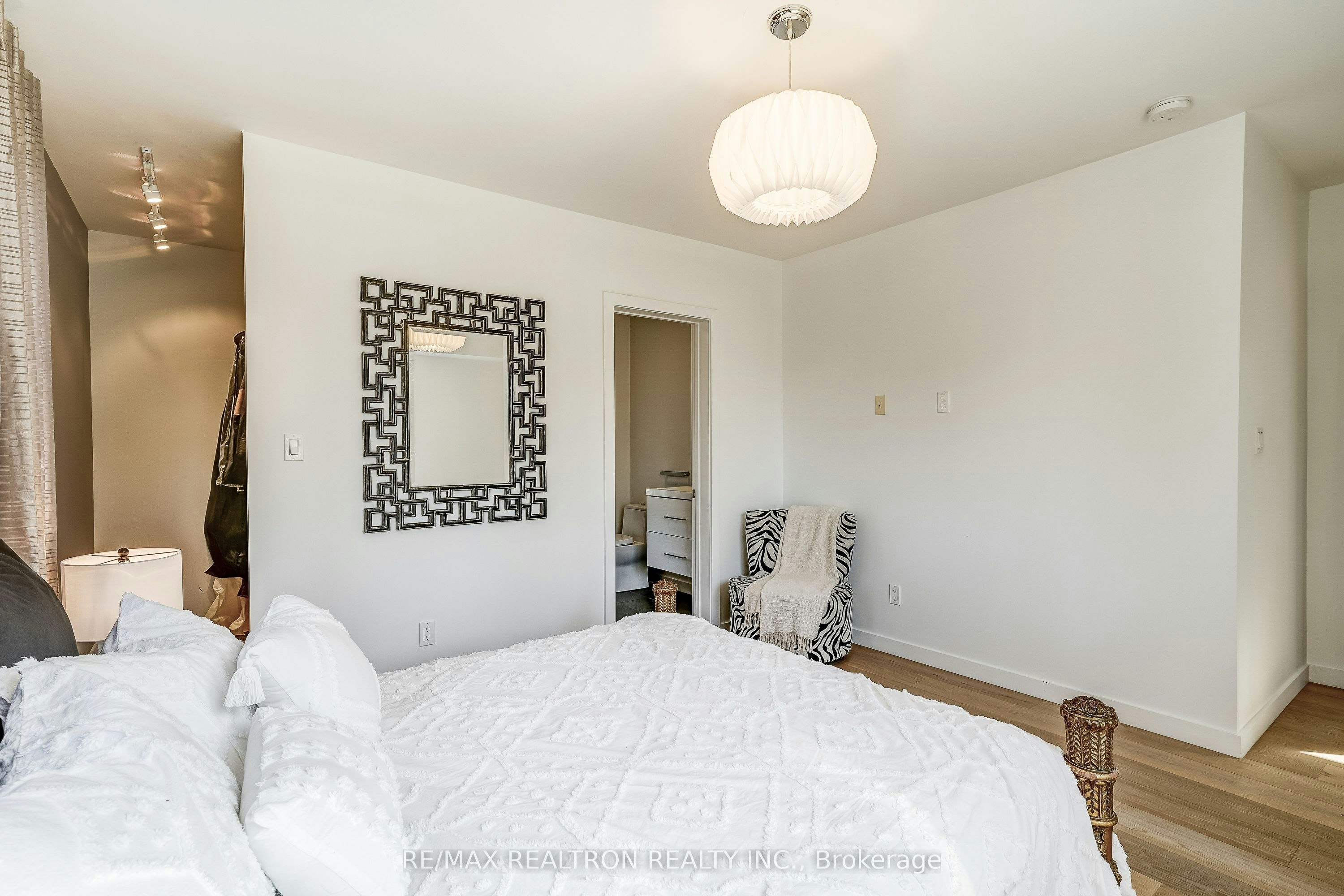 87 Otonabee Avenue, Toronto, ON, M2M 2S7 - 30