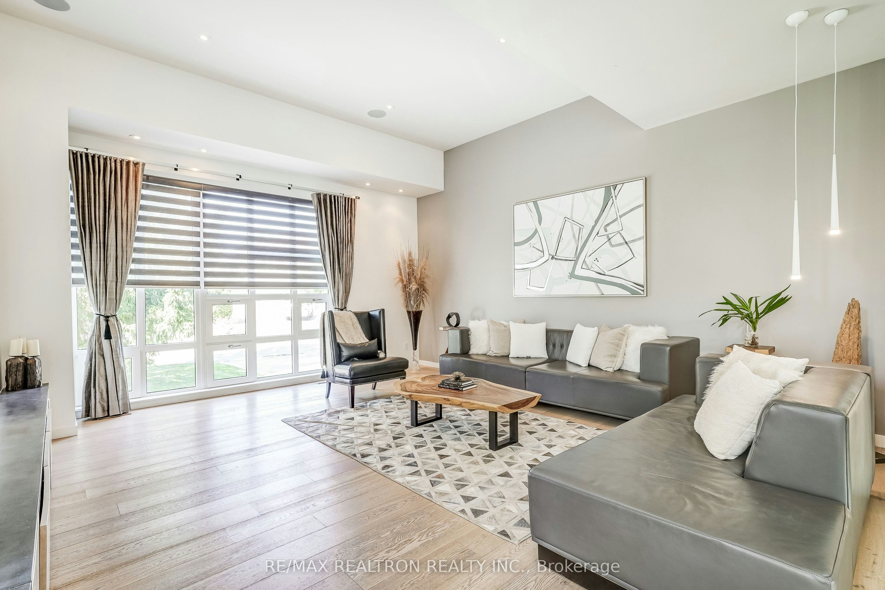 87 Otonabee Avenue, Toronto, ON, M2M 2S7 - 5