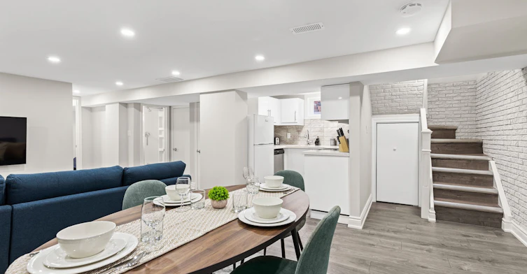 107 Parklea Drive, Toronto, ON, M4G 2J9 - 19