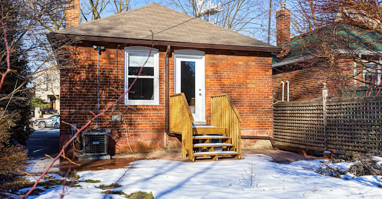 107 Parklea Drive, Toronto, ON, M4G 2J9 - 27